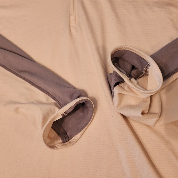 Ladies Columbia Omni-Wick Long Sleeve Quarter Zip mock underlayer - Picture 4 of 7